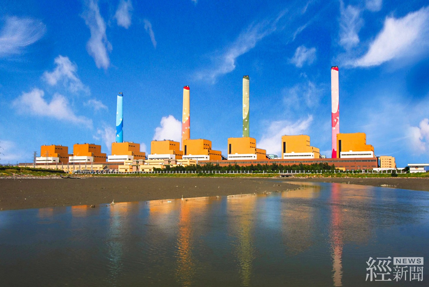 台中市用電量大於台中電廠發電量  減煤應以燃氣替換而非關掉電廠